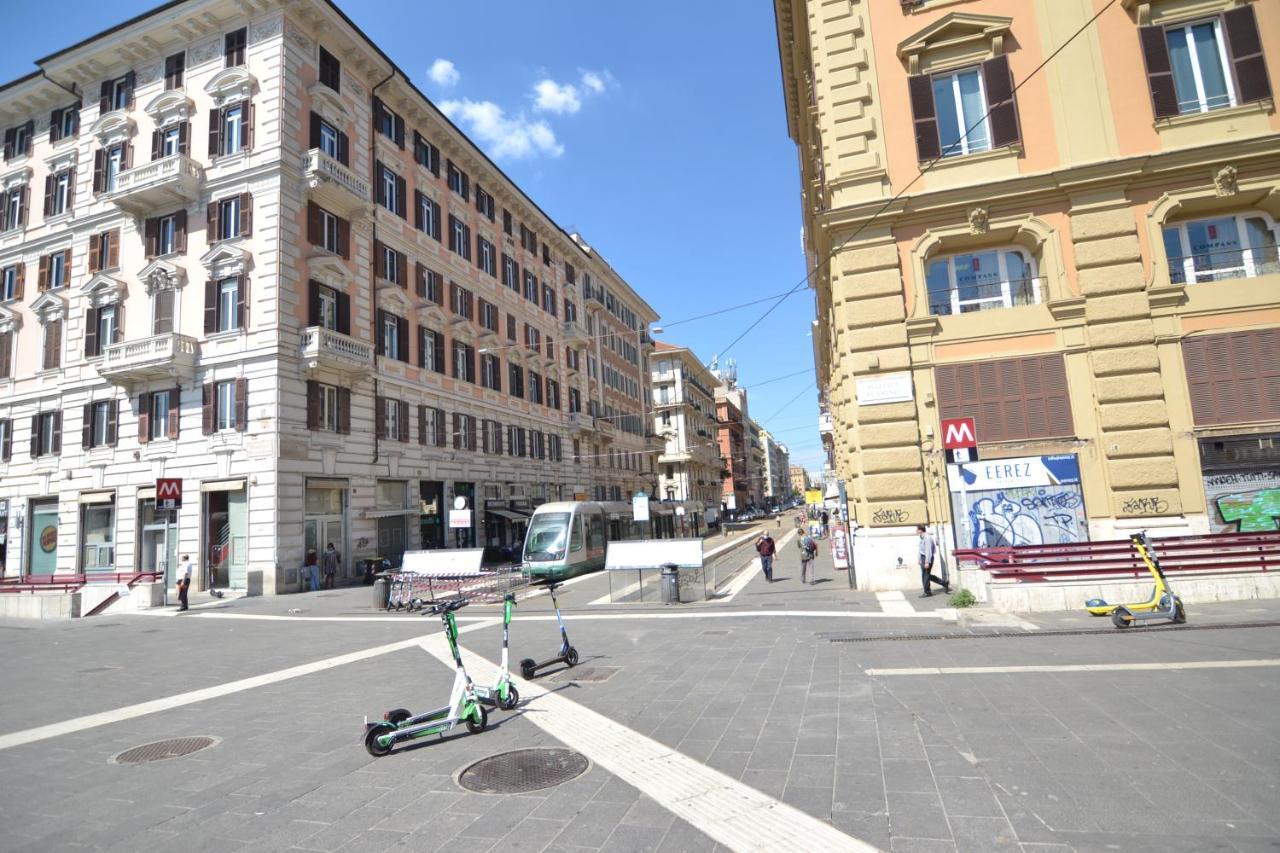 Glamour Spanish Steps Rzym Zewnętrze zdjęcie